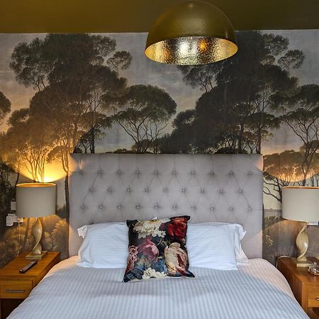 The Duke Hotel Hilmarton Экстерьер фото