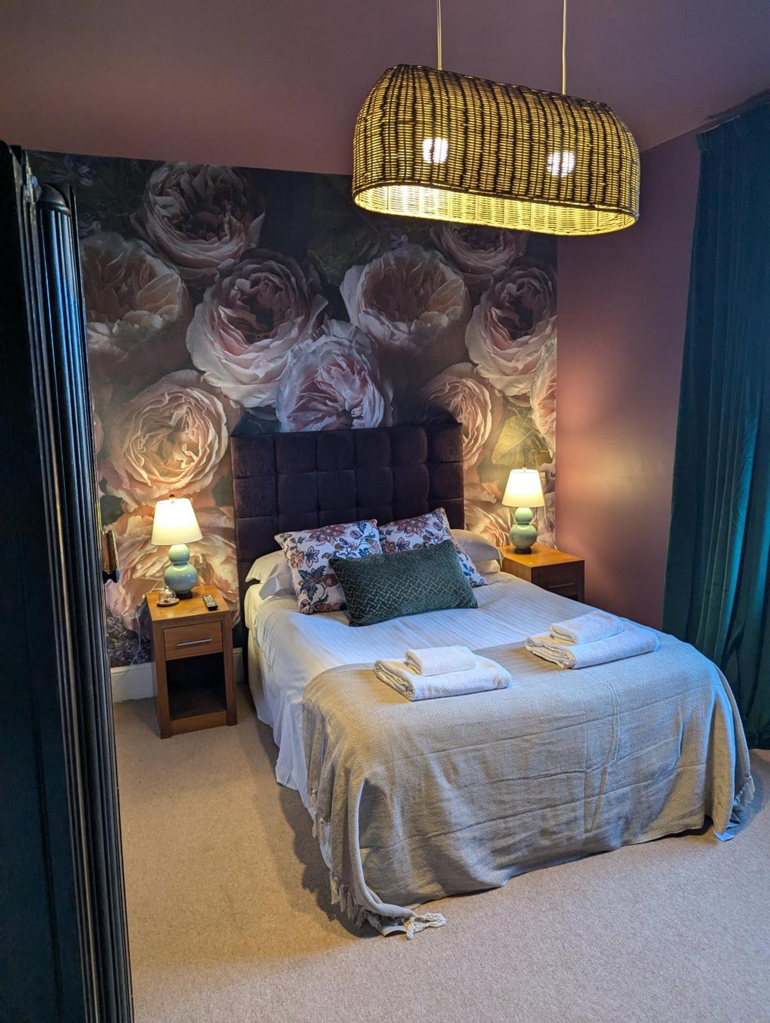 The Duke Hotel Hilmarton Экстерьер фото
