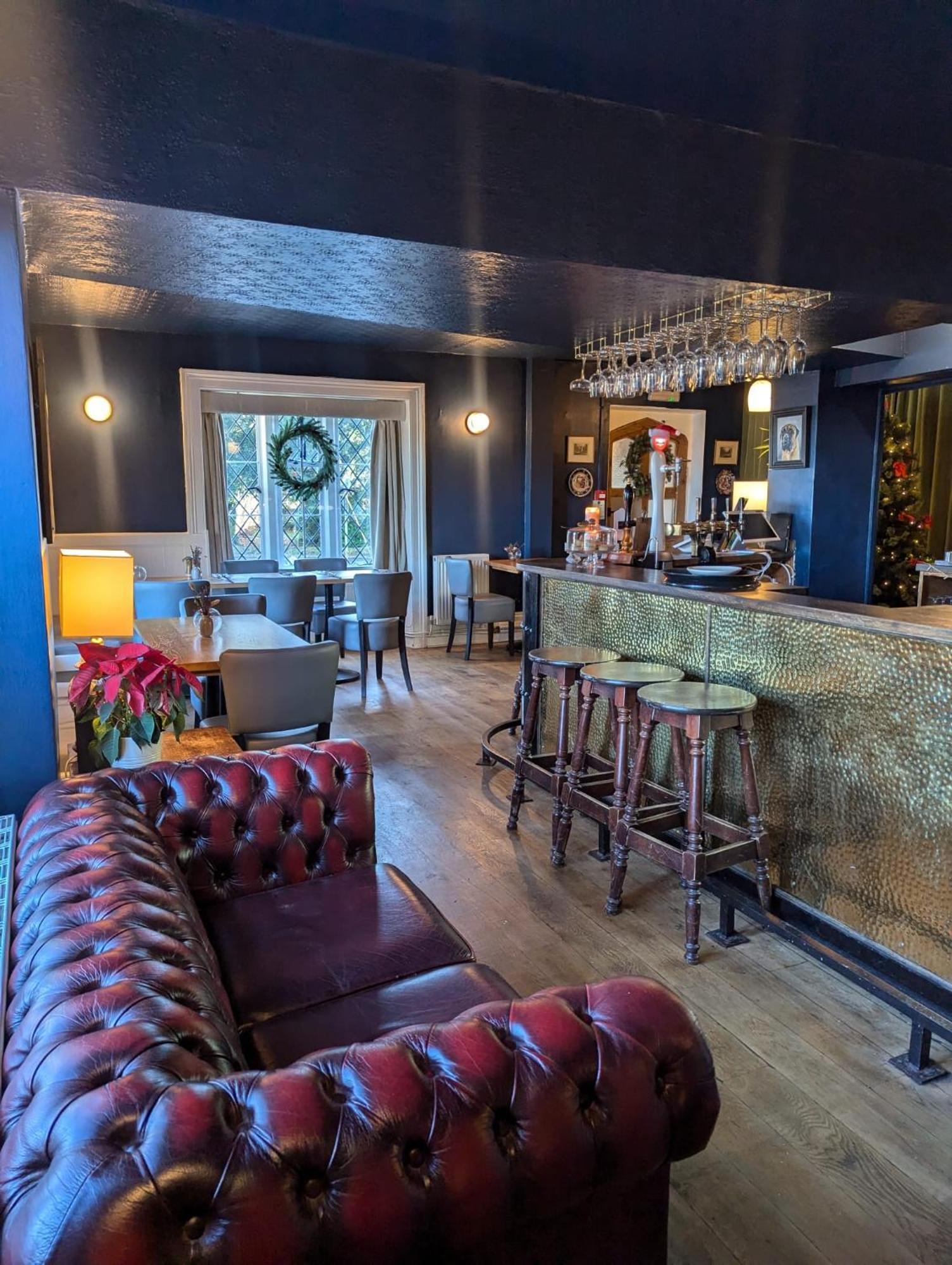 The Duke Hotel Hilmarton Экстерьер фото